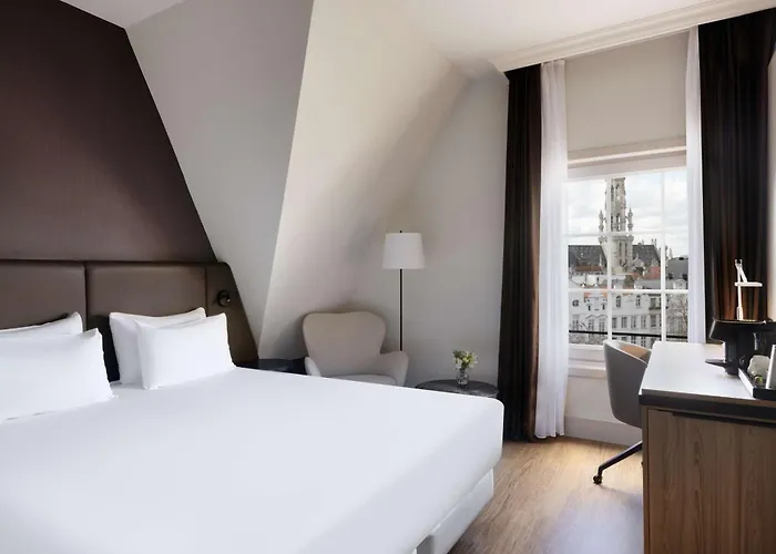 Hotel de 4 estrellas: Nh Brussels Carrefour De L'Europe